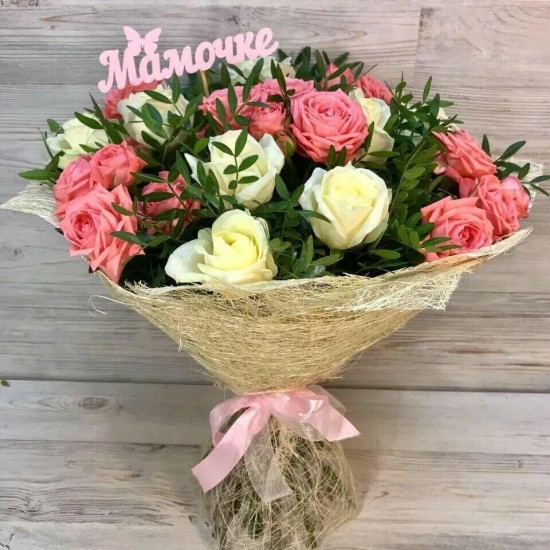 Букет цветов для мамы и бабушки на 8 Марта в Новосибирске: советы флориста